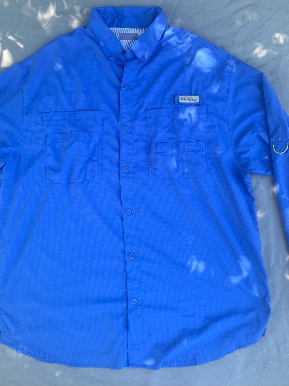 Columbia Men’s Royal Blue Long-Sleeve Button-Down Fishing Shirt